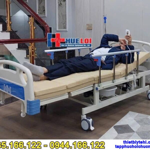 Giường bệnh đa chức năng cao cấp điều khiển bằng điện A1