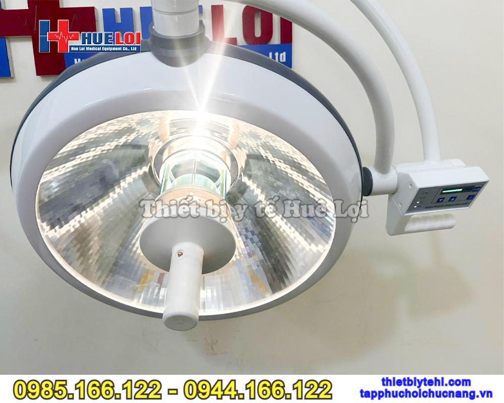 den-phau-thuat-halogen-di-dong Đèn mổ Halogen chân di động