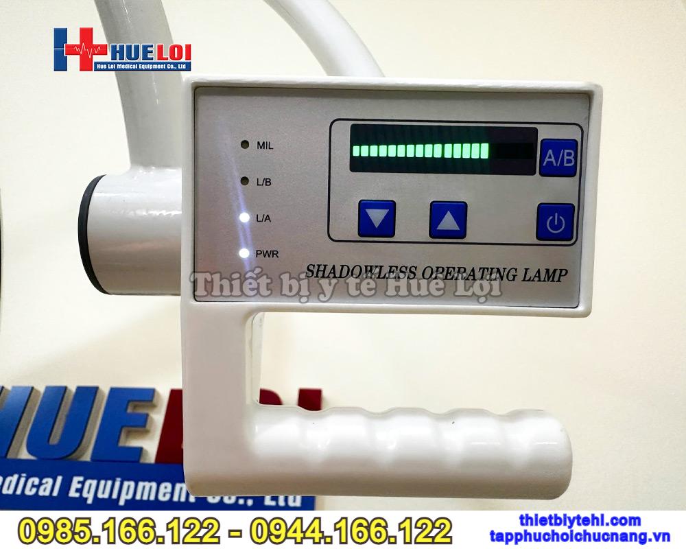 Đèn mổ Halogen chân di động